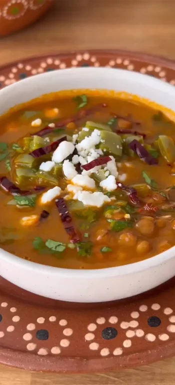 sopa de lentejas (lentil soup)